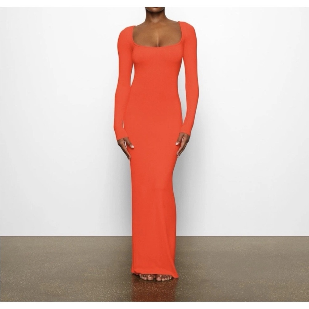 SKIMS Fits Everybody Crew Neck Long Sleeve Dress, plus size